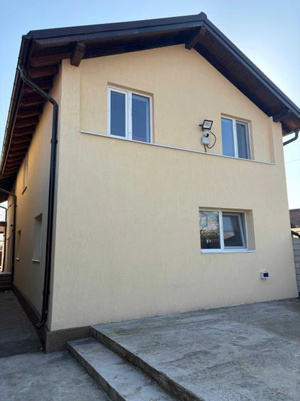 Casă cu 4 camere în Brestei