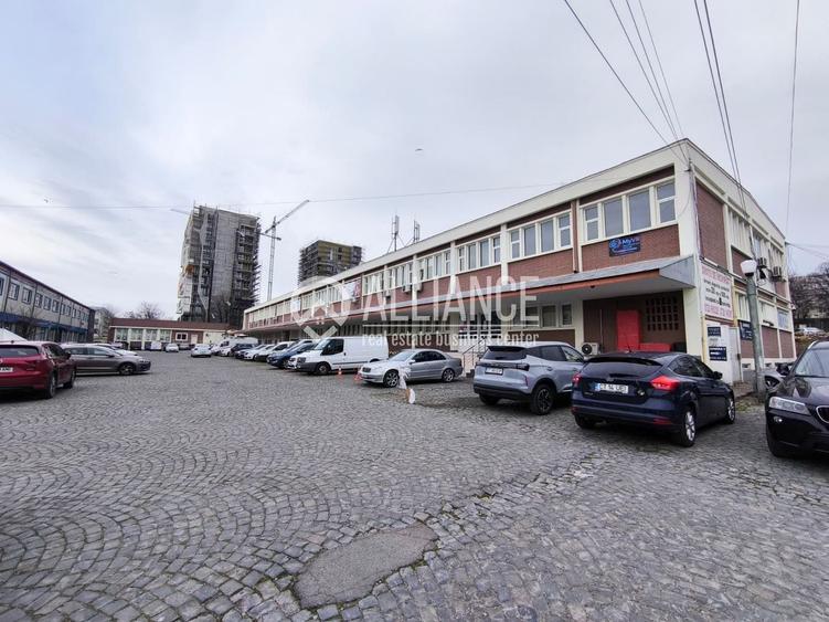 FALEZA NORD cladire multifunctionala 4600 mp cu acces din Bdul Mamaia! - 1