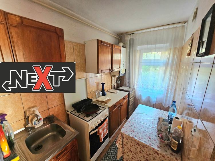 3 camere zona OMV etaj 1 - 2