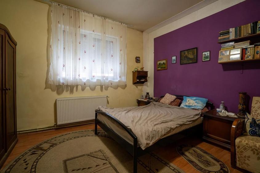 Casă individuală cu 5 camere decomandat cu Canalizare în Cantemir