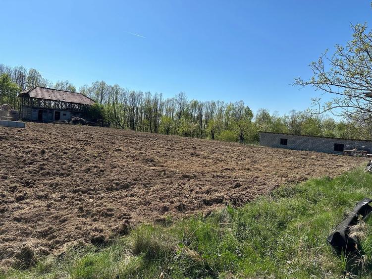 Vand teren cu potential - 3