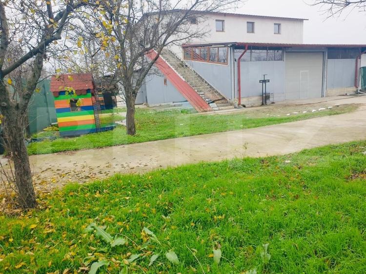 Hala/depozit/service auto, 380 mp, Dudovicesti - com. Simnicu de Sus - 2