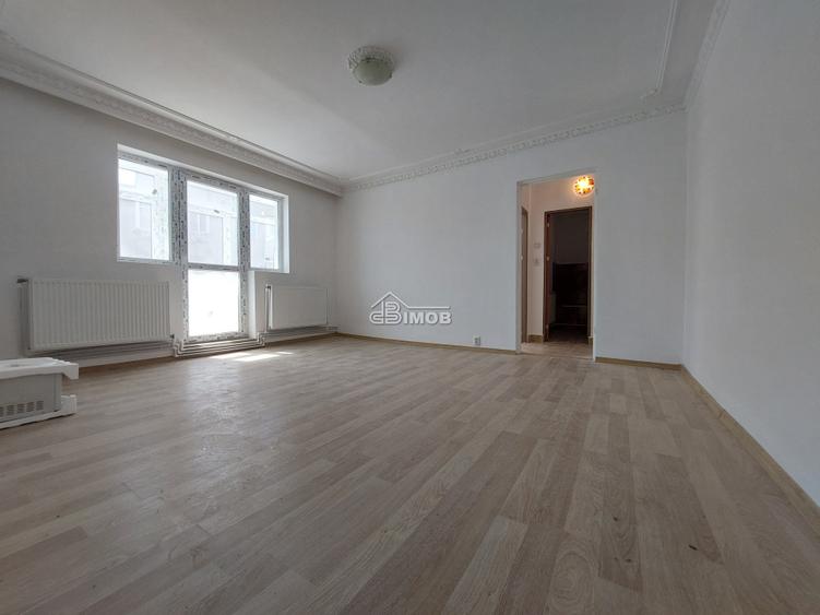 Extrem de luminos - 1