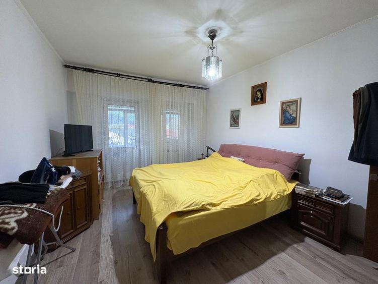 Apartament cu 3 camere ?i 2 balcoane in Beclean + garaj - 2