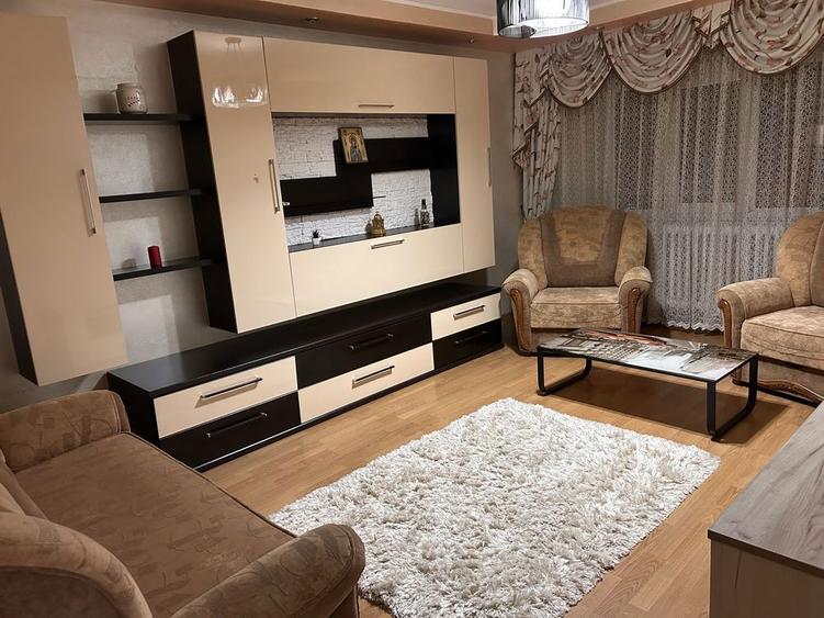 Inchiriez apartament 2 camere de comandat in Tecuci - 1