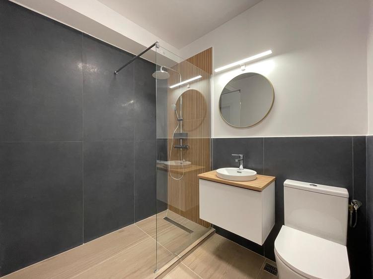 Doar sa vii cu mobila! Vila P+2+3-terasa, amenajata la cheie, parcare,TVA inclus - 32