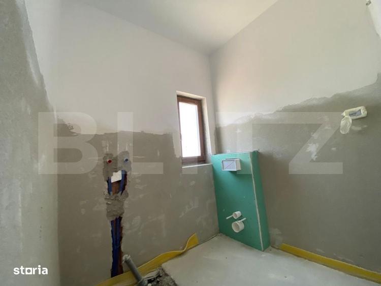 Duplex 5 camere, 130 mp utili teren 250 mp, separat prin camera tehnic - 10