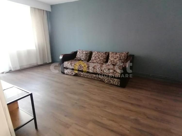 De inchiriat apartament cu 3 camere, decomandat, in Manastur, cu garaj - 2