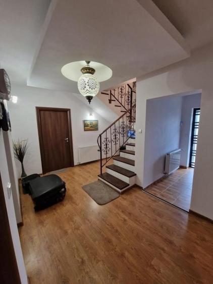 casa 197 mp, garaj, foisor, gratar, teren 780 mp la 100 m de DN 4 - 12