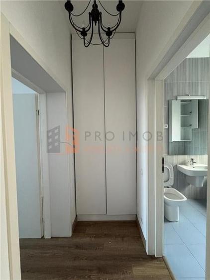 Casa sau Spatiu comercial  in zona magazinelor satesti - 11