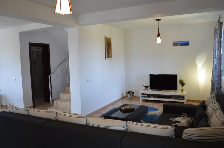 Vila P+1 **LA CHEIE**Sabareni, padure, Camera tehnica + Incalzire pardoseala - 7