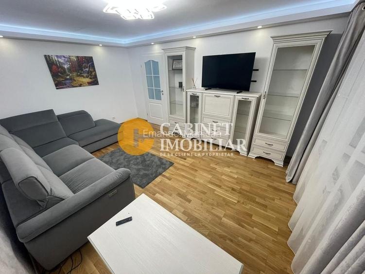 Central - Tg Cucu bloc tip Vila - 2 camere Decomandat RENOVAT 60mp