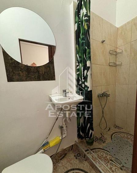 Apartament cu o camera,etajul 1, centrala proprie, zona C... - 1
