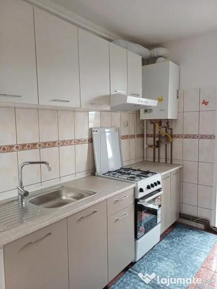 Inchiriez apartament cu doua camere str. Stirenului - 4