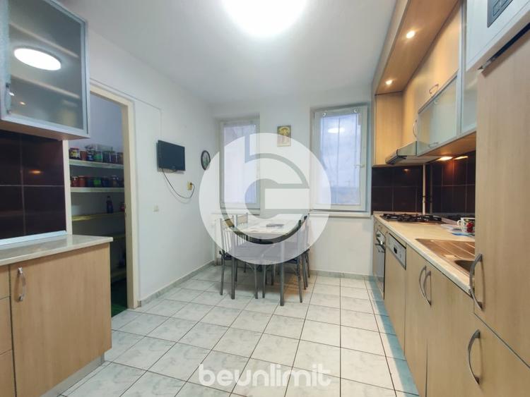 Apartament 3 camere pet friendly | decomandat | Strand | Etaj 3 - 12