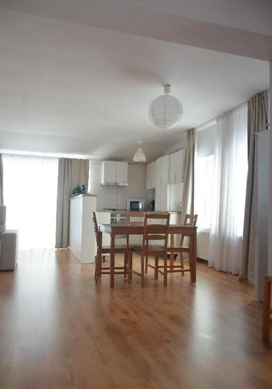 Busteni-Apartament cu trei camere,mobilat si utilat - 1