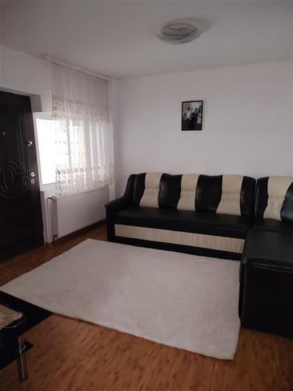 Casa 3 camere de vanzare zona Liceul Carabella - 2