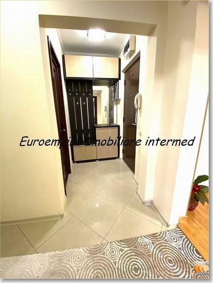 Apartament 3 camere decomandate zona Tomis 3 - 4