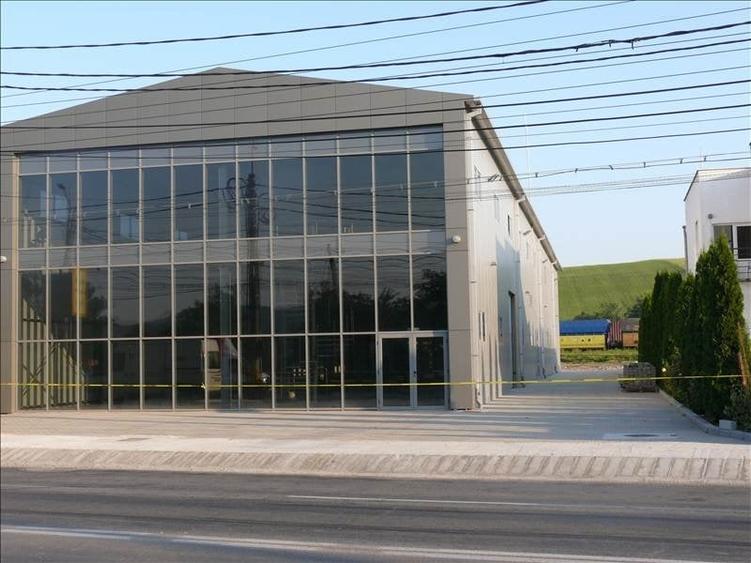 Spatiu comercial cu expunere la artera circulata - 1