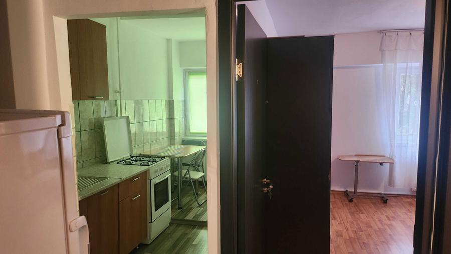 Inchiriez garsoniera zona Petrom, Manastur - 2