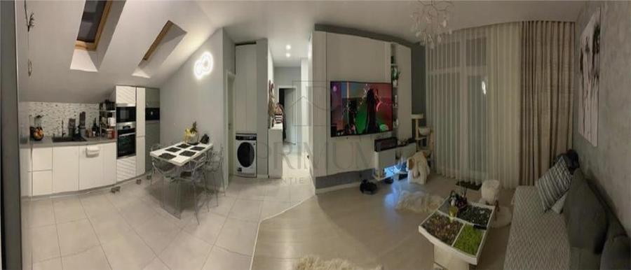 GIROC - 3 CAM - 2 BAI -2 TERASE - INCALZILE PARDOSEALA - LOC PARCARE - LUX- - 5