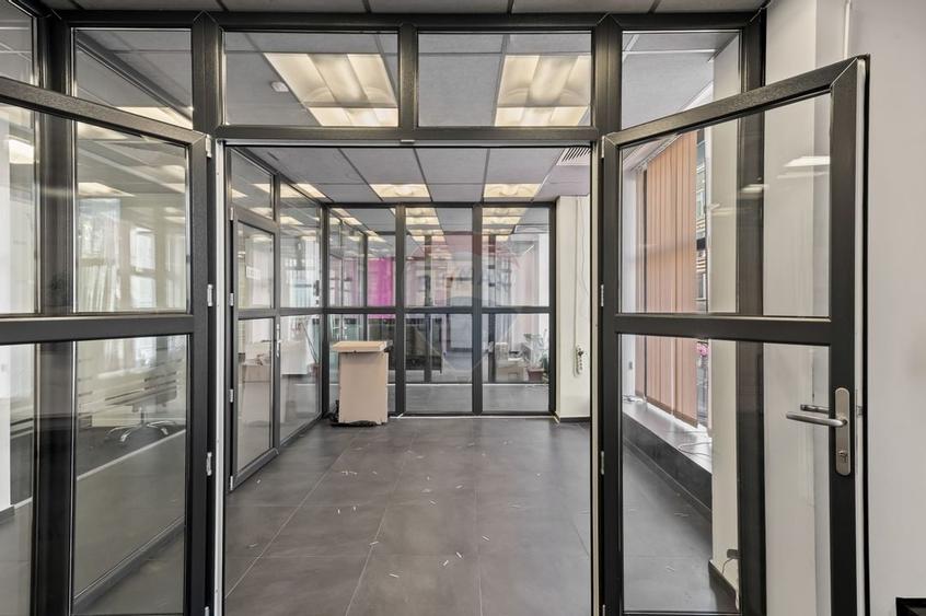 Spatiu comercial de inchiriat in zona Piata Romana - 8