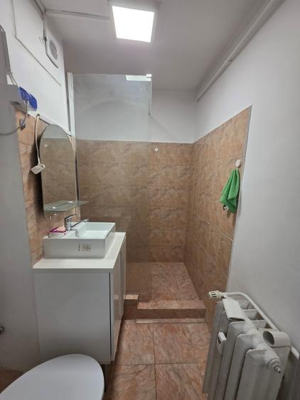 Sos Colentina intersectie Fundeni, bloc reabilitat, stradal, vedere spate, - 3