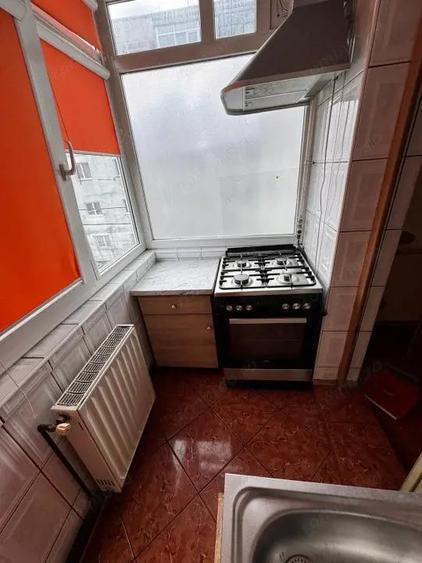 Ap 2 camere conf 1 dec, etaj 2/4, Malu Rosu - 13