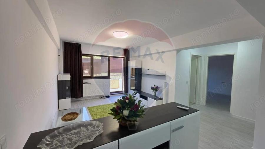 Apartament cu 2 camere de vanzare si curte privata de 187 m.p. - 9