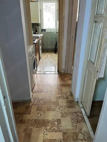 Vand apartament 3 camere semidecomdat - 15