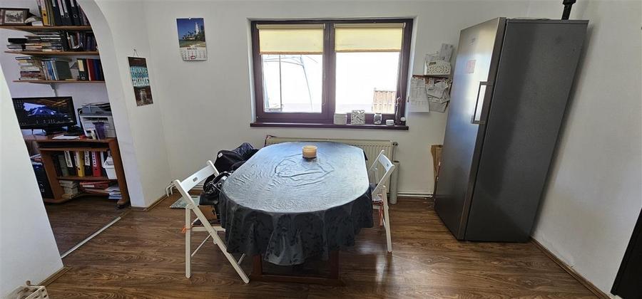 Casa cu curte Schei - 9