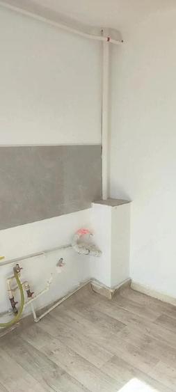Apartament 3 camere, decomandat, et. 4, zona Jiul - 5