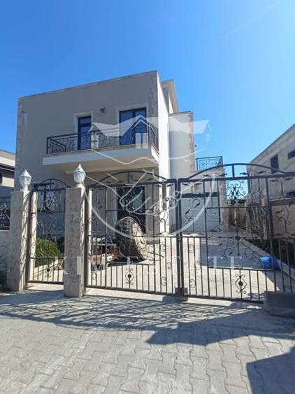 De vanzare vila in stil mediteranean - 1