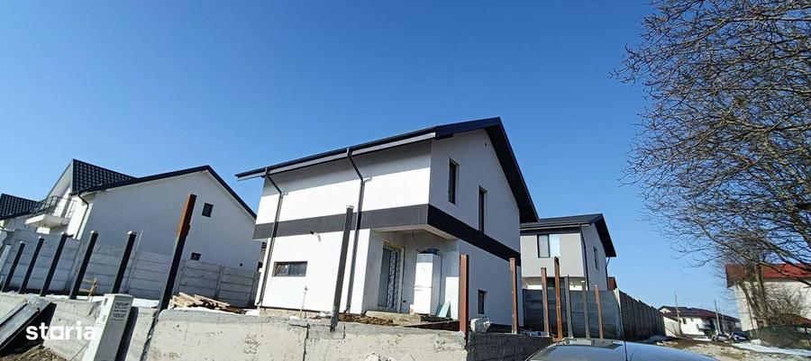 Casa P + 1 Etaj/3 camere /Com.Berceni/COMISION 0% - 3