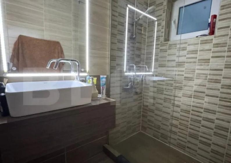 Apartament 2 camere decomandat, 46mp, zona Poli 2 - 7