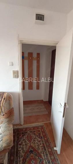 Proprietar, inchiriez apartament cu 2 camere, la un cuplu de studen?i sau studen?i studente