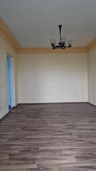 Apartament 2 camere de vanzare Medgidia, zona Starea Civila. PRETUL ESTE NEGOCIABIL - 8