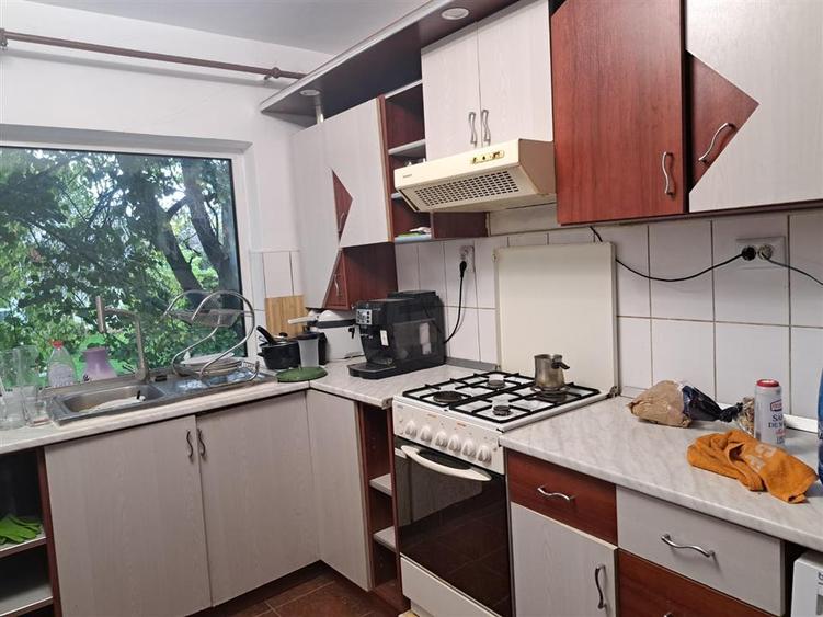 Casa/Vila de inchiriat Sararie - 700 euro - 4