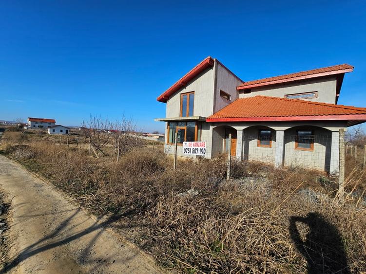 CASA in Mineri  - 11