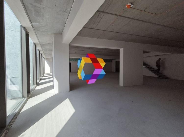 Spatiu ultramodern  nou - 595 mp - 2