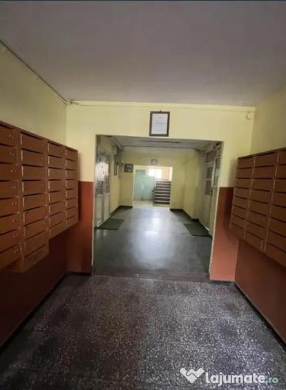 Garsoniera renovata - zona Sacele - 9