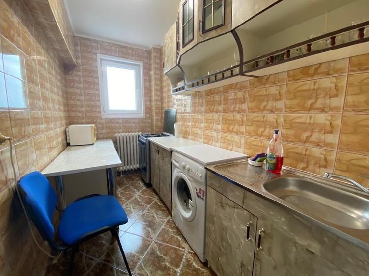 Inchiriere garsoniera zona centrala - 50m de metrou - 7