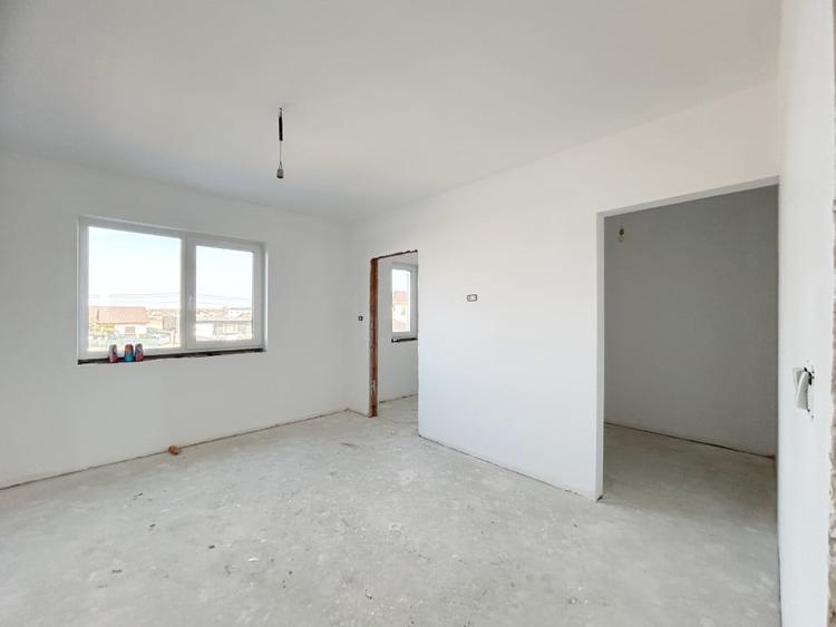 Duplex 4 camere, P+E, 132mp utili, 308mp teren in Sag - 14