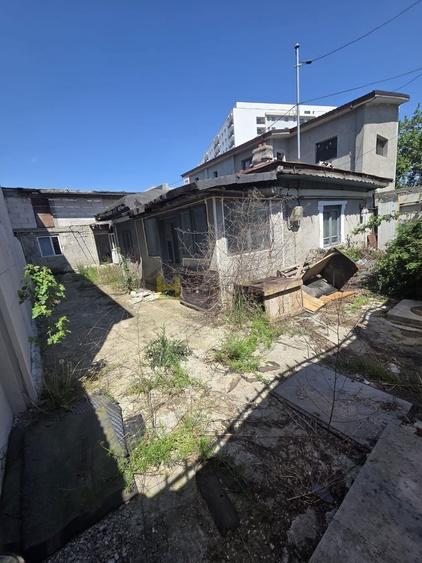 Teren cu Casa demolabila Gaz Curent Canalizare zona Titan Auchan - 4