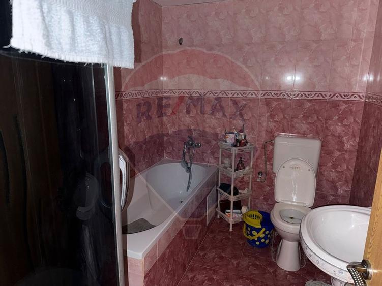 VANZARE Apartament cu 3 camere in zona Voluntari - 20