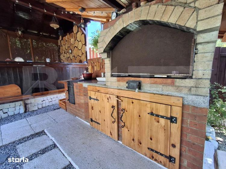 Proprietate eleganta cu teren mare si garaj in Bucium - 16