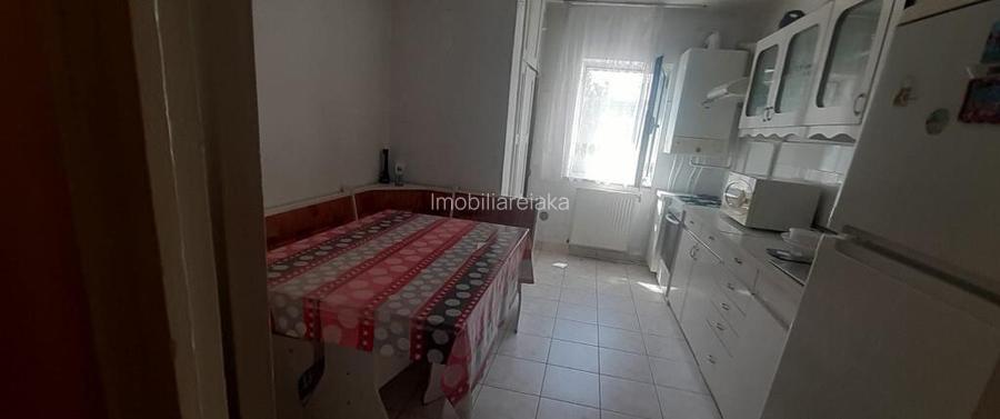 Republicii, zona Regele Mihai I, 4camere, etaj 3 Republicii, zona Regele Mihai I, 4camere, etaj 3
