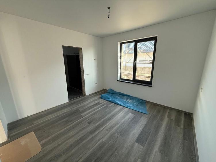 Vanzare Casa 4 Camere + Terasa - Eleganta si Confort - 4