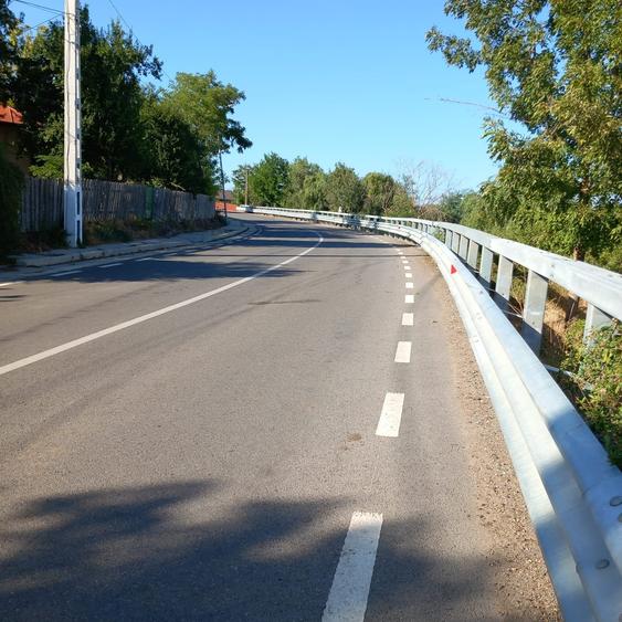Casa si teren de vnzare in Comuna Salciile - 2