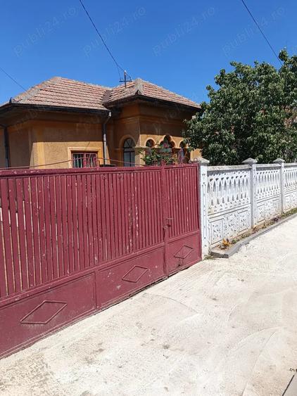 Vand Casa in ora?ul Corabia - 1